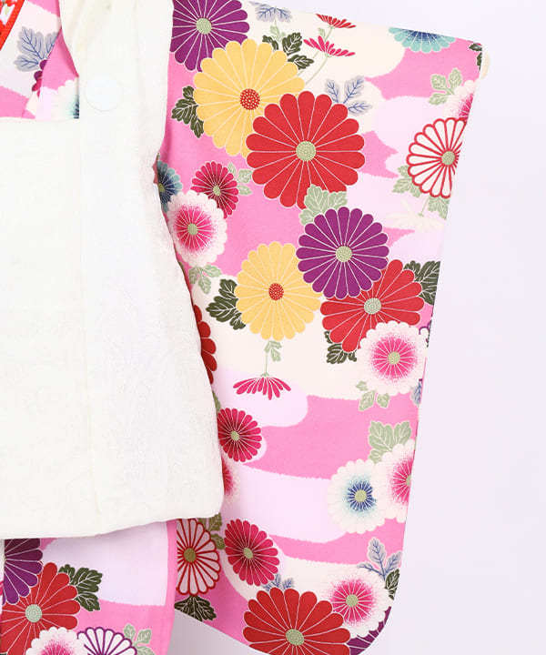 七五三(三歳女の子)レンタル | ピンク地に菊と花合せ 白い無地の被布