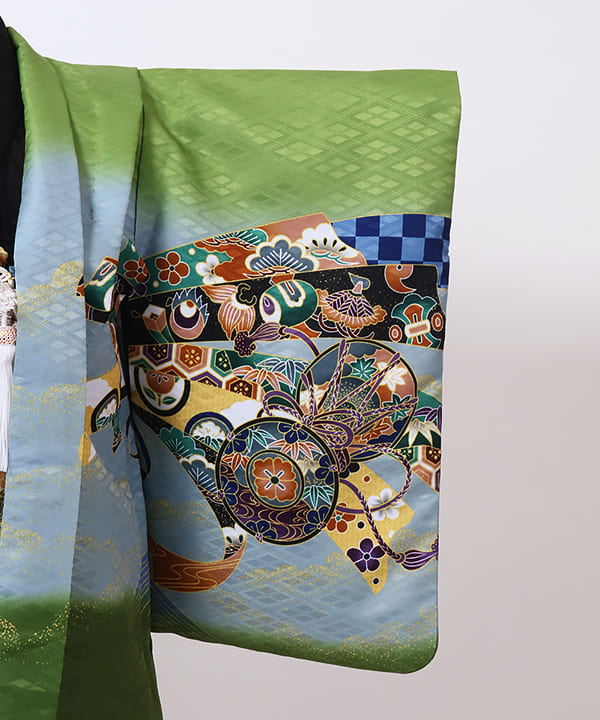 七五三(五歳)レンタル | 緑地に松と熨斗文様 金襴の花菱丸紋袴