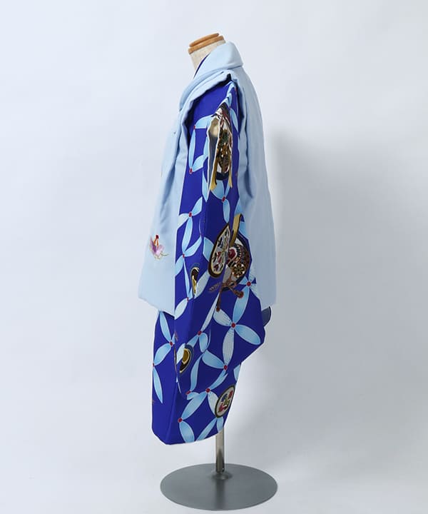 七五三(三歳男の子)レンタル | 青地に古典模様と鞠 水色に兜の被布
