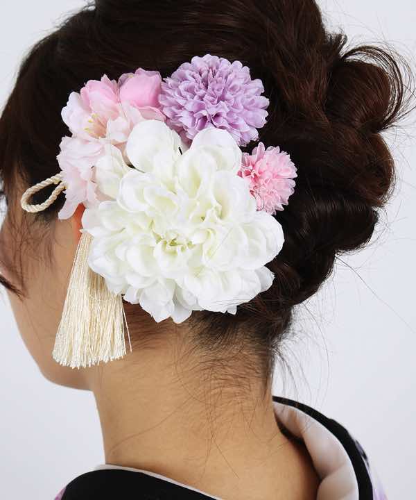 髪飾りレンタル | ホワイトダリアにパステル小花