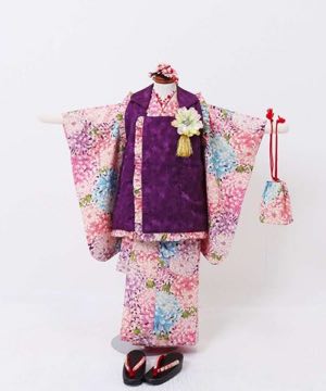 七五三(三歳) | 乱菊模様に紫の被布