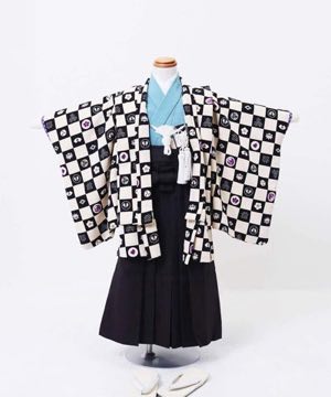七五三(五歳) | ジャパンスタイル 白黒市松に空色の着物