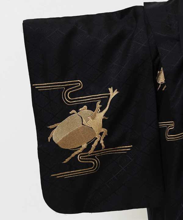 七五三(五歳)レンタル | 黒地に金のカブトムシ刺繍 亀甲菱紋袴
