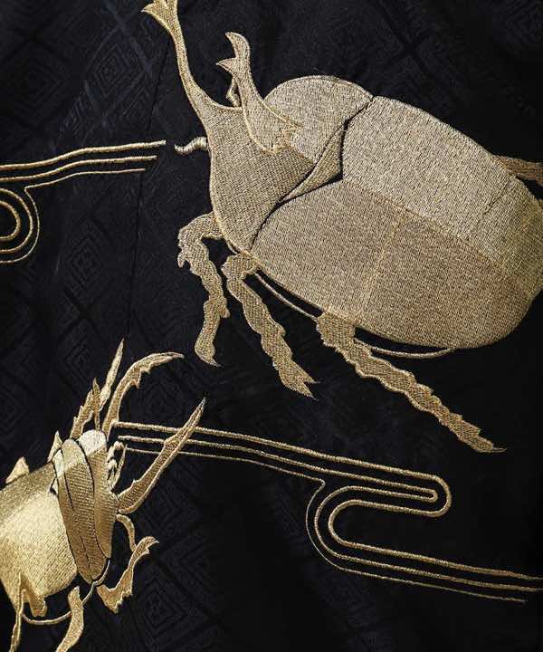 七五三(五歳)レンタル | 黒地に金のカブトムシ刺繍 亀甲菱紋袴