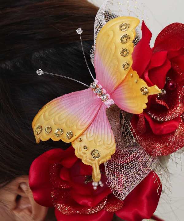 髪飾りレンタル | 蝶と赤薔薇にレース