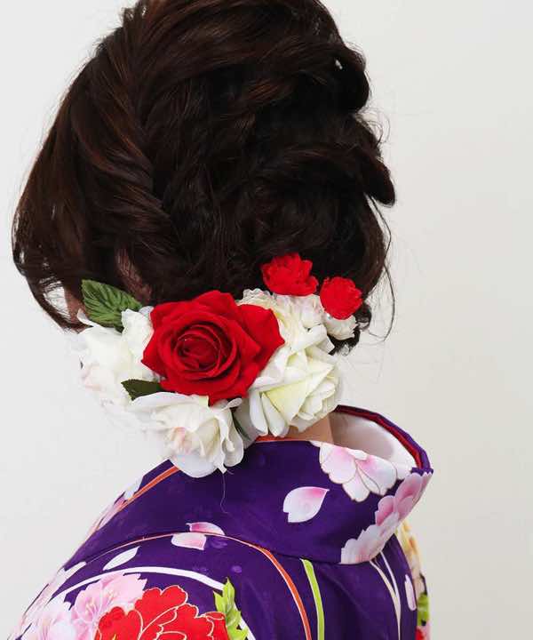 髪飾りレンタル | 大きな紅白の薔薇