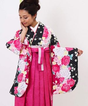 卒業式袴 | 黒地にドット 薔薇と牡丹 ピンク刺繍袴