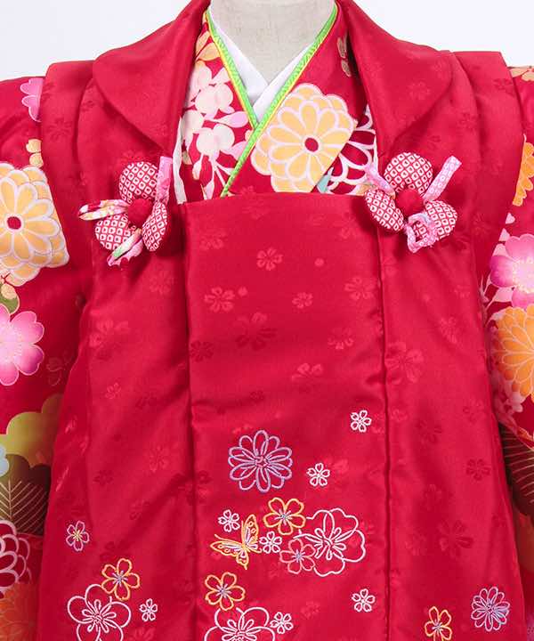 七五三(三歳)レンタル | 赤地に桜と八重菊と松文 赤被布に刺繍(a)