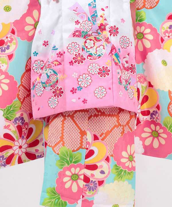 七五三(三歳)レンタル | 水色地に光琳菊とねじ梅　白×ピンク被布に熨斗と鞠