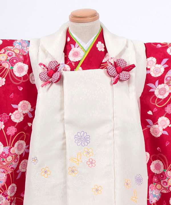 七五三(三歳)レンタル | 赤地に花丸文の花束風　白被布に刺繍