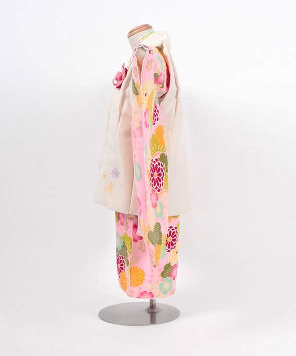 七五三(三歳)レンタル | ピンク地に桜と八重菊と松文　白被布に刺繍