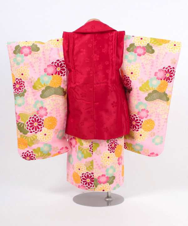 七五三(三歳)レンタル | 薄ピンク地に菊と松文 小花の赤被布