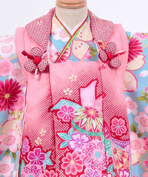 七五三(三歳)レンタル | 水色地に満開の桜と菊の花 絞り調ピンク被布