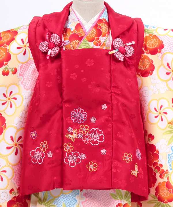 七五三(三歳)レンタル | クリーム地に桜と梅と笹 小花の赤被布
