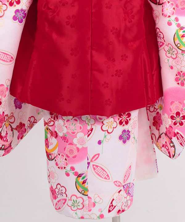 七五三(三歳)レンタル | 白地に鈴と桜 小花の赤被布