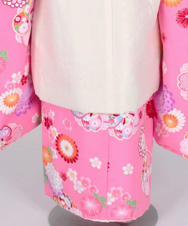 七五三(三歳)レンタル | ピンク地に小桜と菊尽くし 白地に小花の被布