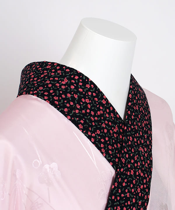 デザイン半衿付き長襦袢レンタル | ネイビーにピンクの小花 (袖丈76cm)