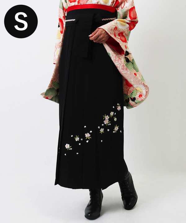 袴(単品)レンタル | 漆黒桜刺繍 袴紐にデザイン Sサイズ