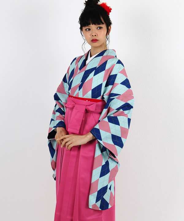 卒業式袴レンタル | 水色地に青とピンクのダイヤ柄のアーガイルチェック 濃ピンク袴
