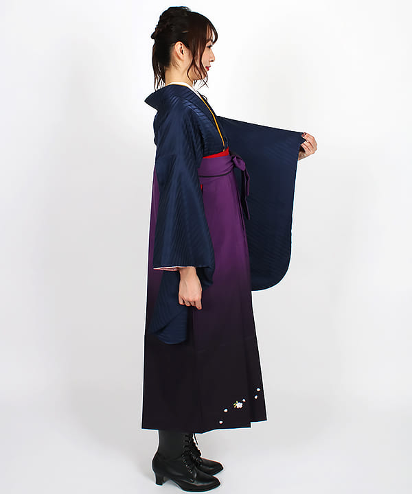 卒業式袴レンタル | 紺地ストライプ 紫暈し桜模様袴