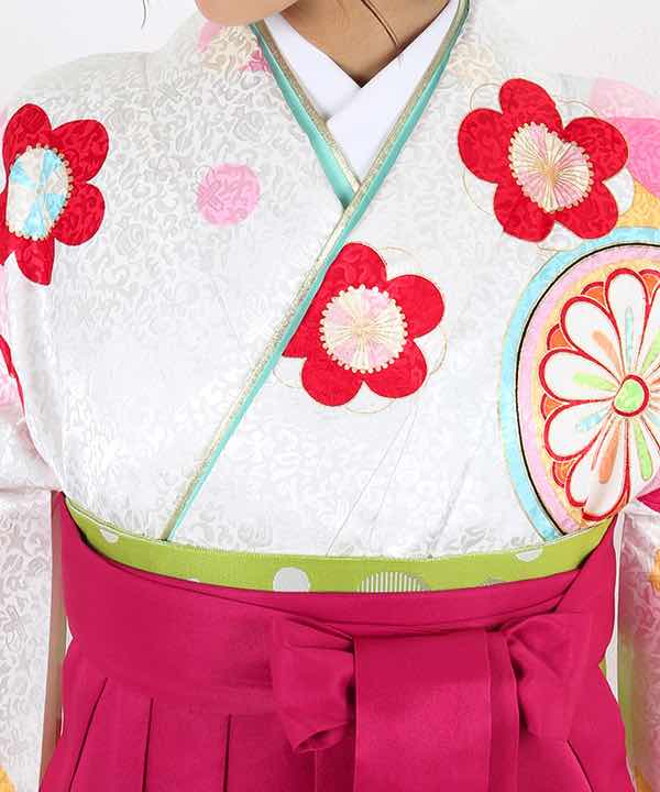 卒業式袴レンタル | 白地に縞と花柄 濃ピンク袴