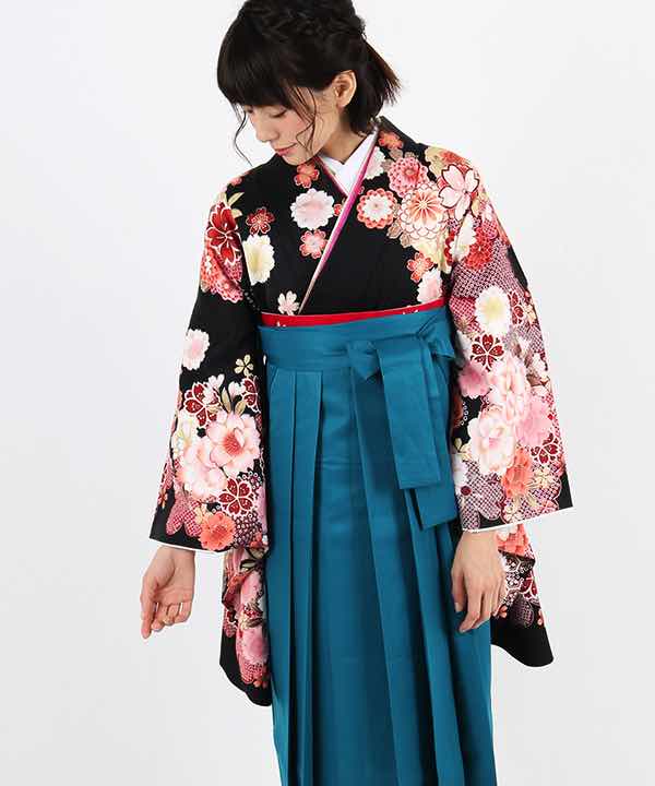 卒業式袴レンタル | 黒地に満開の花々 納戸色袴
