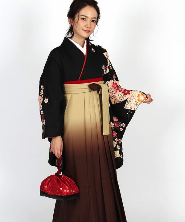 卒業式袴レンタル | 黒地に桜と撫子 グラデーション茶袴 | hataori
