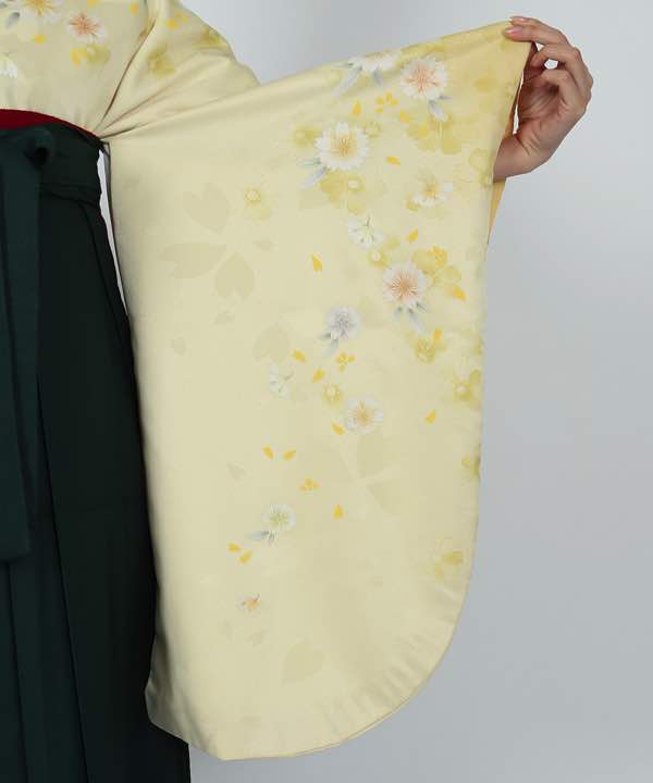 卒業式袴レンタル | 薄黄色地に八重桜 濃緑袴