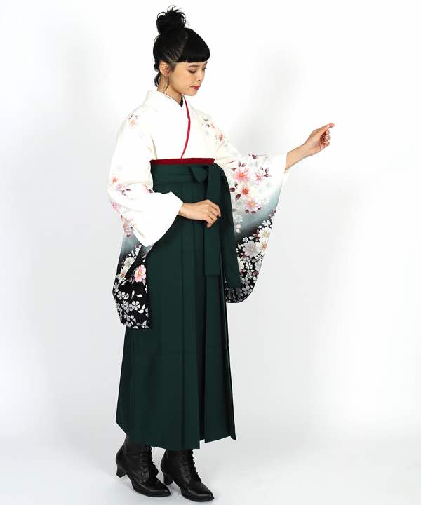 卒業式袴レンタル | 白地に八重桜 濃緑袴