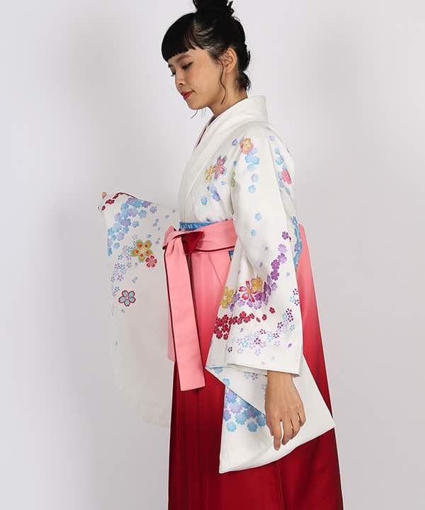 卒業式袴レンタル | 白地に桜の流れ ピンクと赤のグラデーション袴