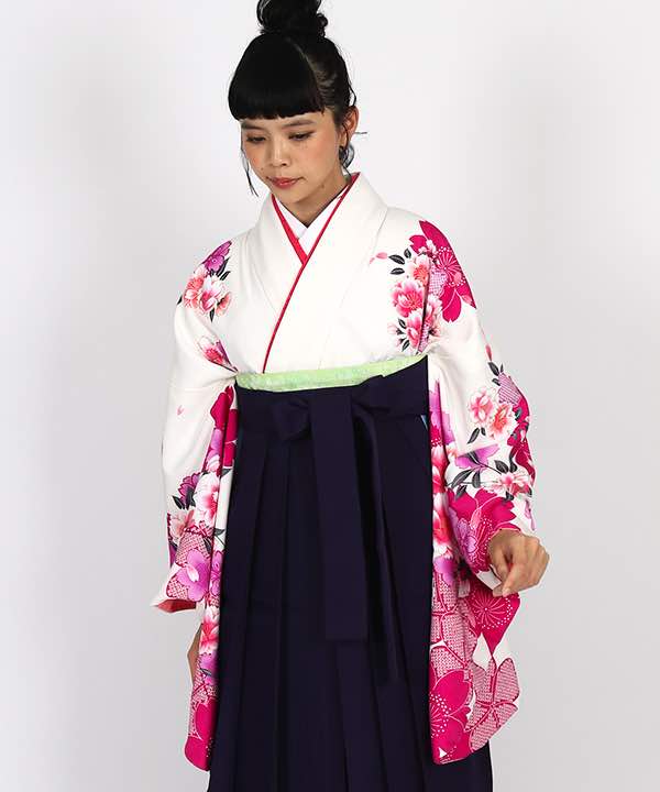 卒業式袴レンタル | 白地に八重桜 紫袴