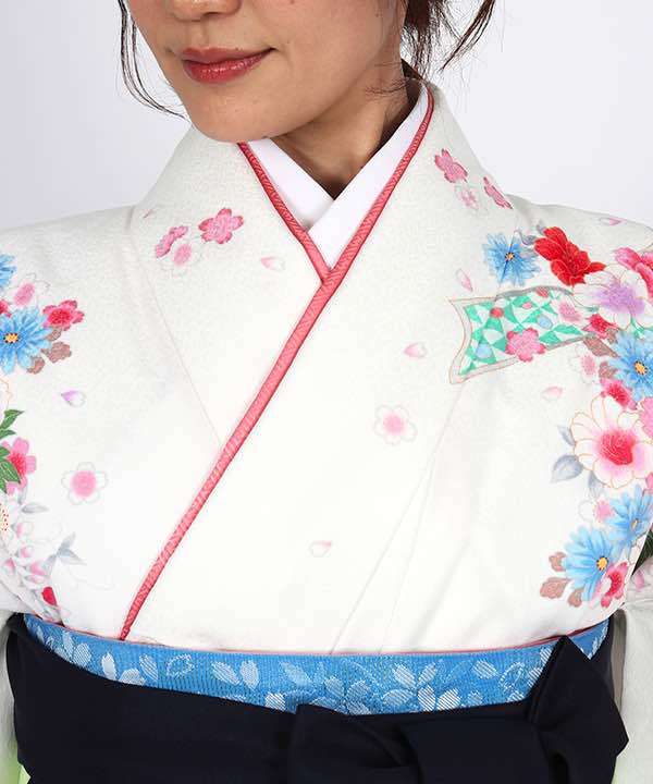 卒業式袴レンタル | 白地に水色暈し 花と熨斗 濃紺袴