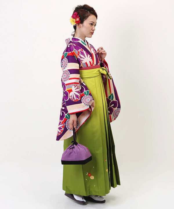 卒業式袴レンタル | 紫の縦縞に椿 黄緑暈し刺繍袴