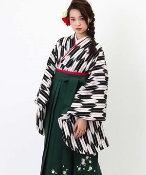 卒業式袴レンタル | 白黒の矢絣 深緑刺繍袴
