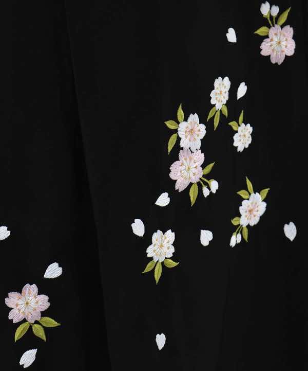 卒業式袴レンタル | 黒地に花鞠模様 漆黒刺繍袴