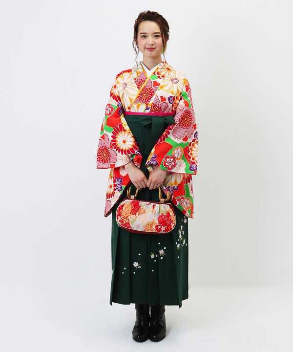 卒業式袴レンタル | 朱色に華麗な花柄 深緑刺繍袴