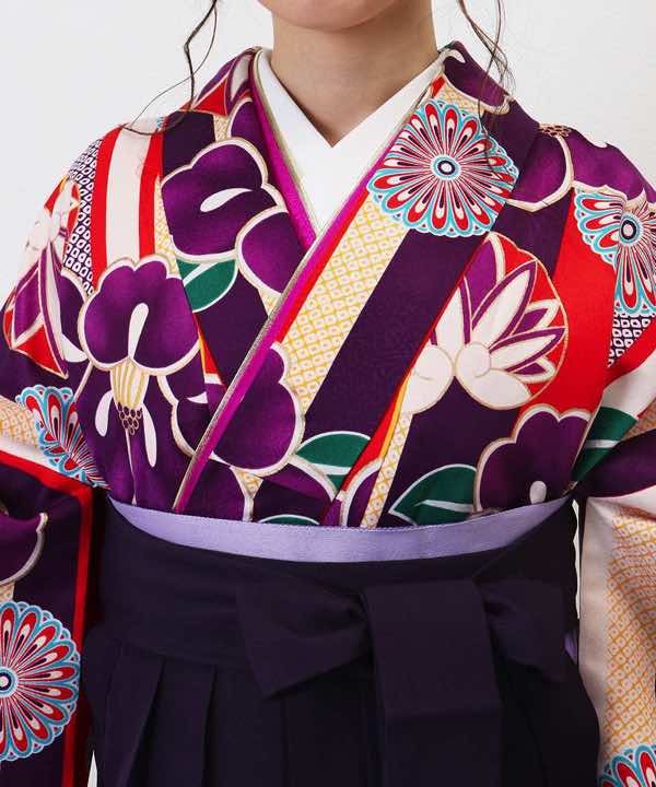 卒業式袴レンタル | 紫の縦縞に椿 濃紫無地袴