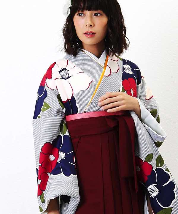 卒業式袴レンタル | 紺ストライプ地に椿 エンジ地桜刺繍袴