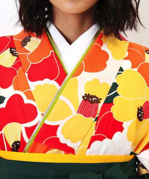 卒業式袴レンタル | オレンジの椿 緑地桜刺繍袴
