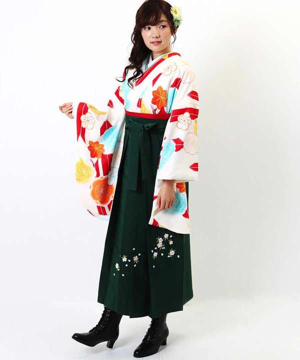 卒業式袴レンタル | 白地に赤矢絣と花 緑地桜刺繍袴