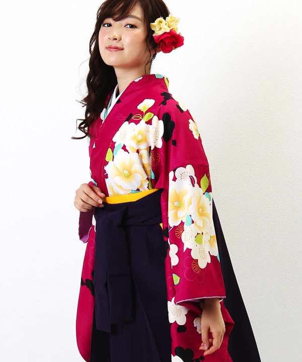 卒業式袴レンタル | 赤紫地にクリーム色の椿と梅 紫無地袴 | hataori 
