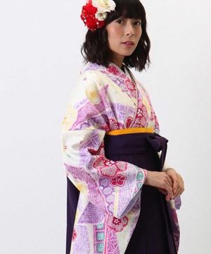 卒業式袴 | クリーム地に紫の疋田 熨斗目文様 紫桜刺繍袴
