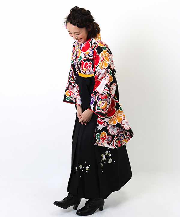 卒業式袴レンタル | 黒地に満開の梅の花 刺繍入り黒袴(L)