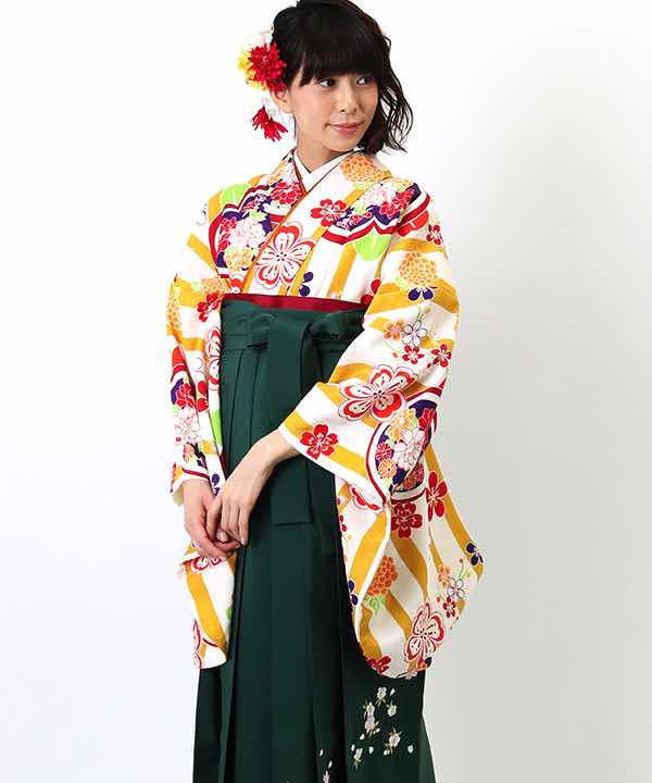卒業式袴レンタル 白地に黄色のストライプと花々 刺繍入り緑袴 L Hataori ハタオリ
