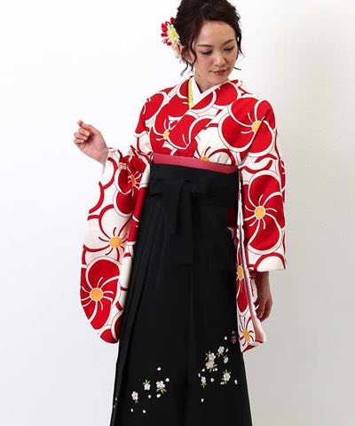 卒業式袴レンタル | 白地に大輪の紅白梅文様 刺繍入り黒袴(S)