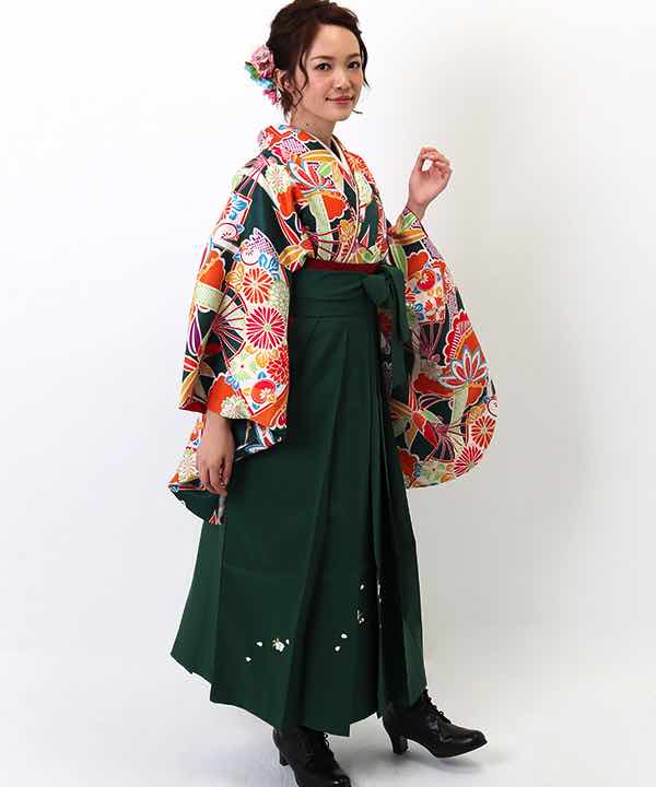 卒業式袴レンタル | 緑地に竹と菊と扇文 刺繍入り緑袴(S)