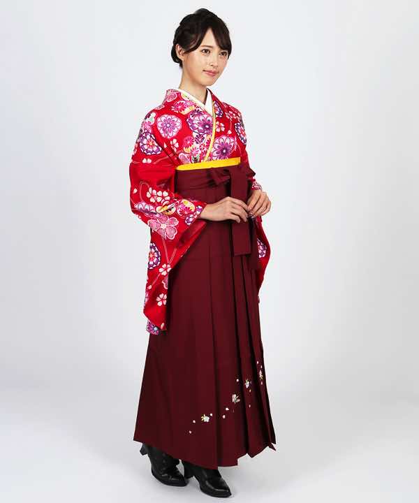 卒業式袴レンタル | 紅色地に菊と桜 刺繍入り臙脂袴