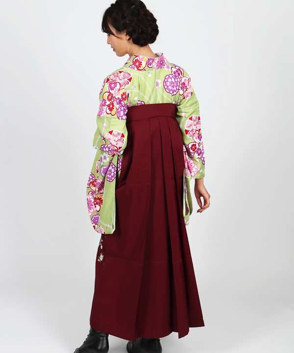 卒業式袴レンタル | 薄緑地に多彩な桜 刺繍入り臙脂袴