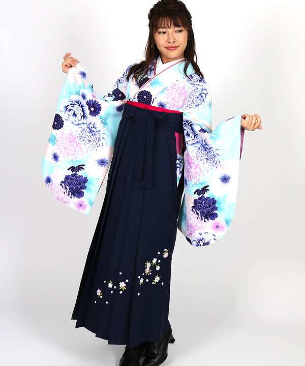 卒業式袴レンタル | 生成色地に菊と牡丹 刺繍入り紺袴