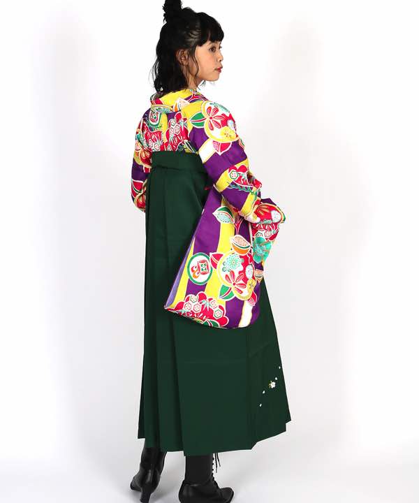 卒業式袴レンタル | 紫地に黄色ストライプ 橘 刺繍入り緑袴